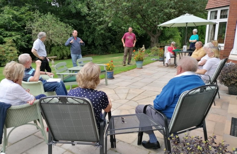 Richard meets residents of Summerhill, August 2020